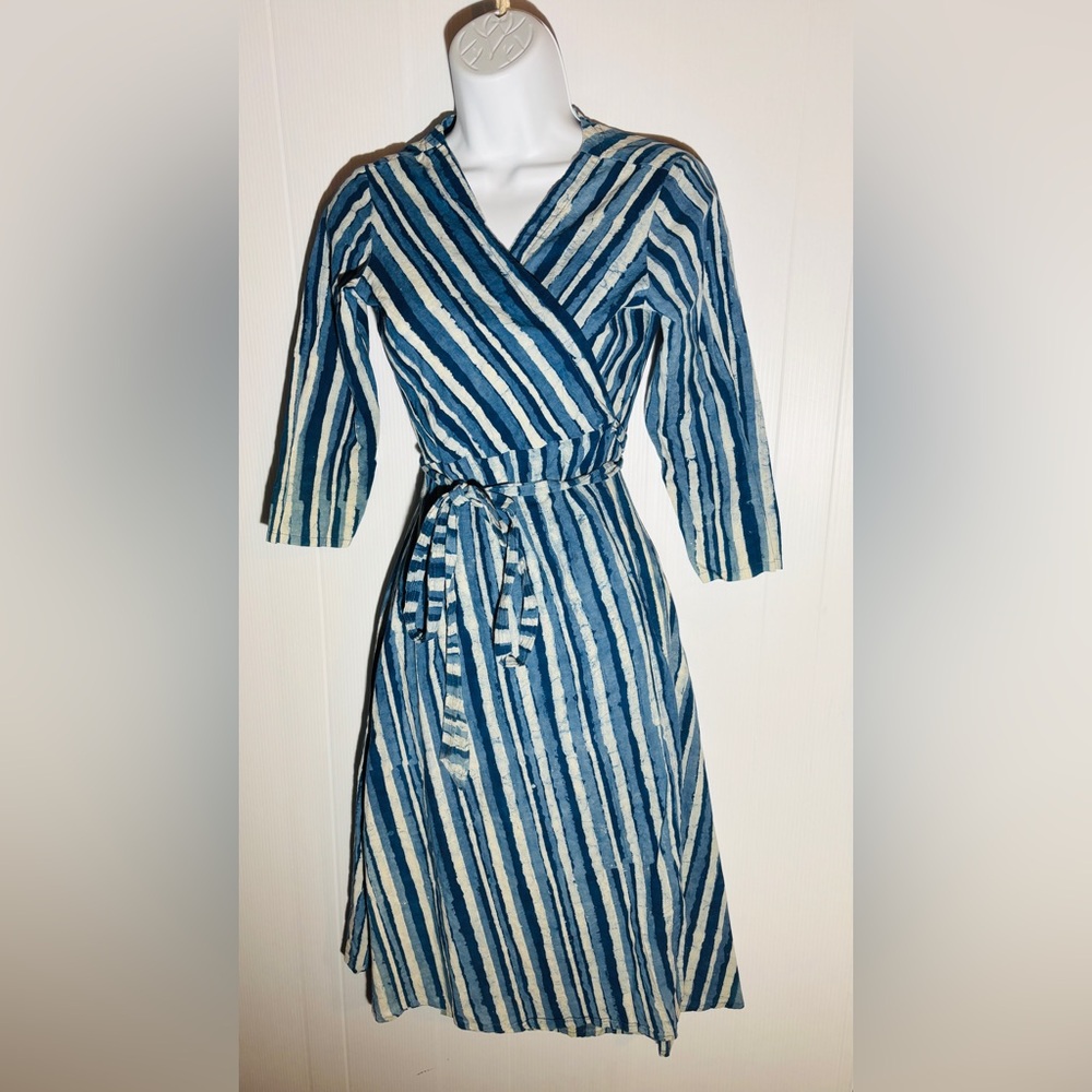 Made by happy hands Striped Blue dress size small
